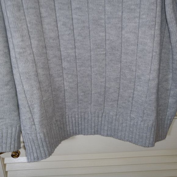 South Pole Mens Size XL Sweater Long Sleeve Gray Red Striped Heavyweight 1/4 Zip - Picture 10 of 16